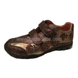 Zapatos de piel Sport con dos velcros en bronce de Naturino