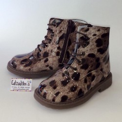 Botas de charol con estampado de leopardo, Tinny Shoes
